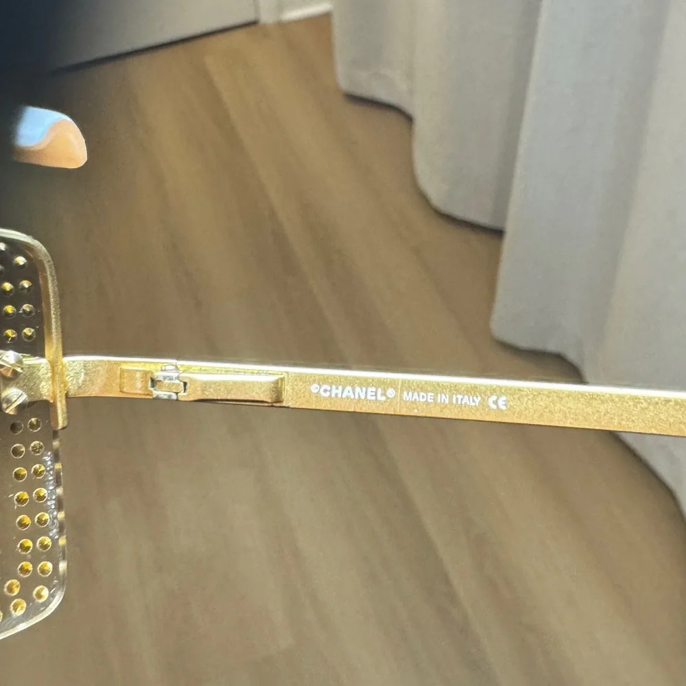 CHANEL 4015 GOLD RHINESTONE SUNGLASSES